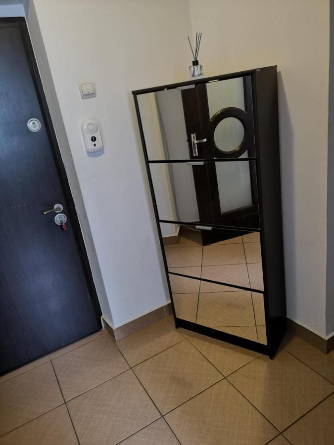 Deea Apartament Apartment Craiova Ngoại thất bức ảnh